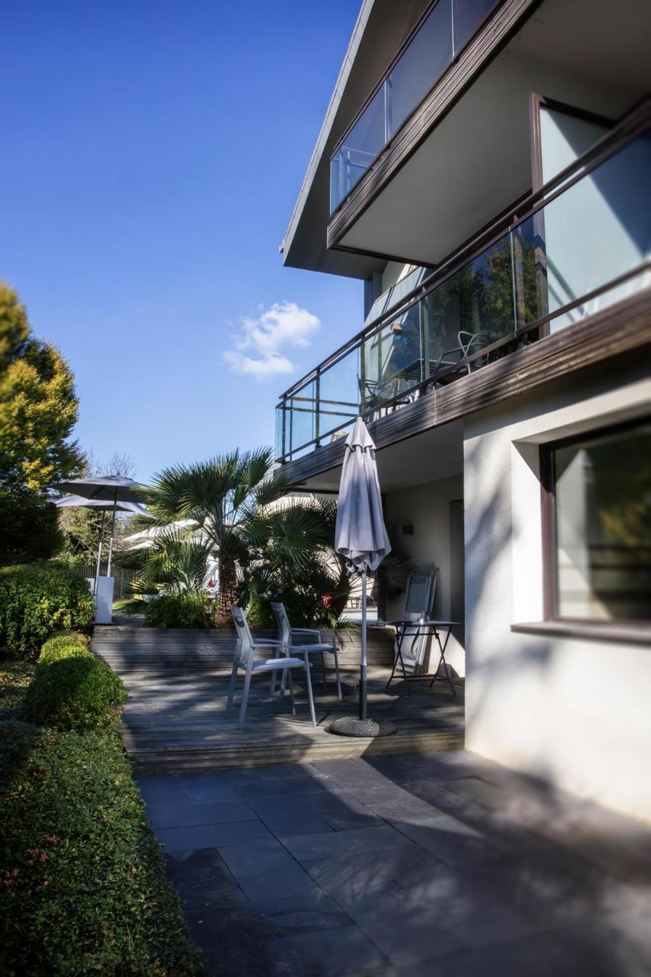 L'Aubiniere Hotel Restaurant & Spa Saint-Ouen-les-Vignes Екстериор снимка