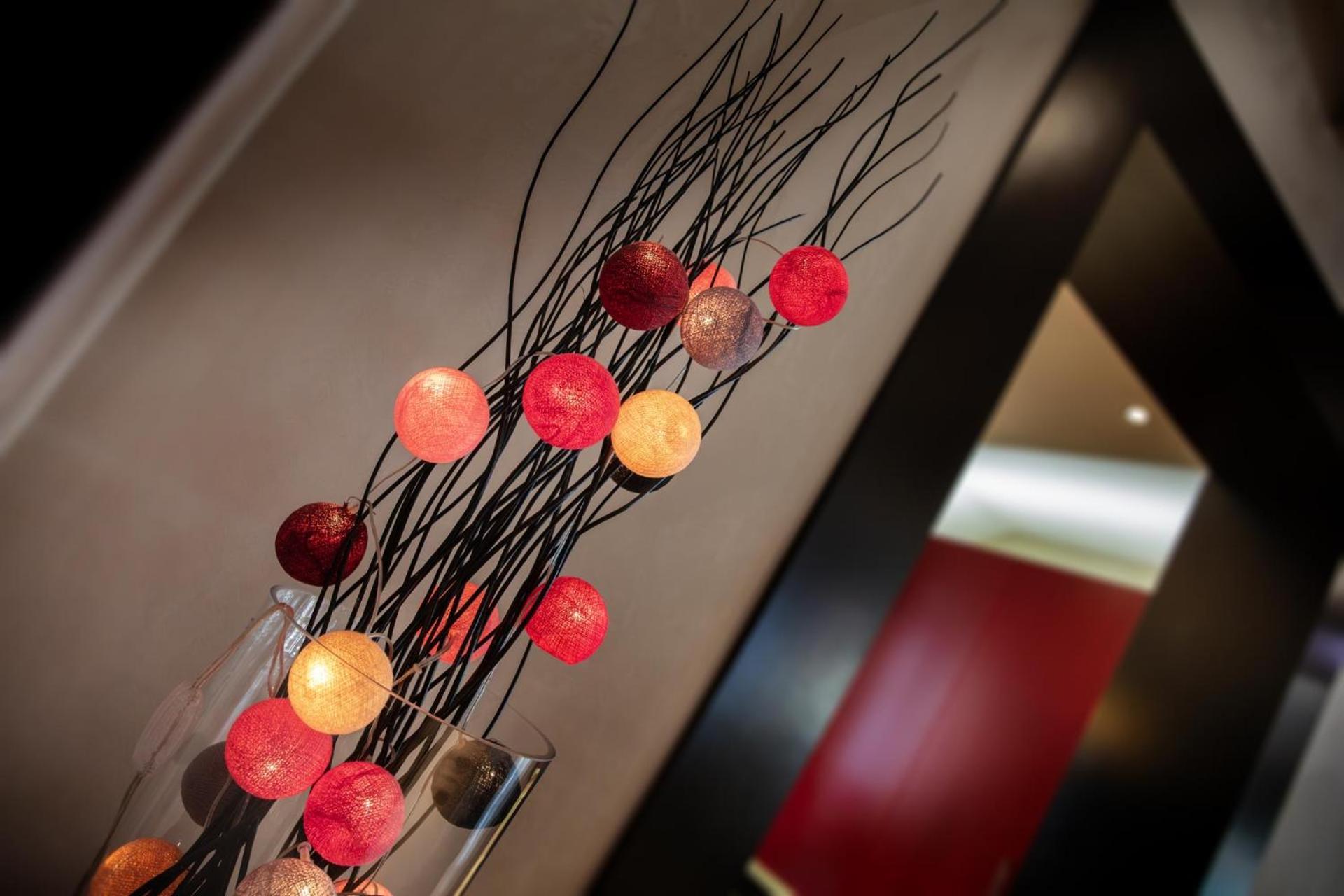 L'Aubiniere Hotel Restaurant & Spa Saint-Ouen-les-Vignes Екстериор снимка