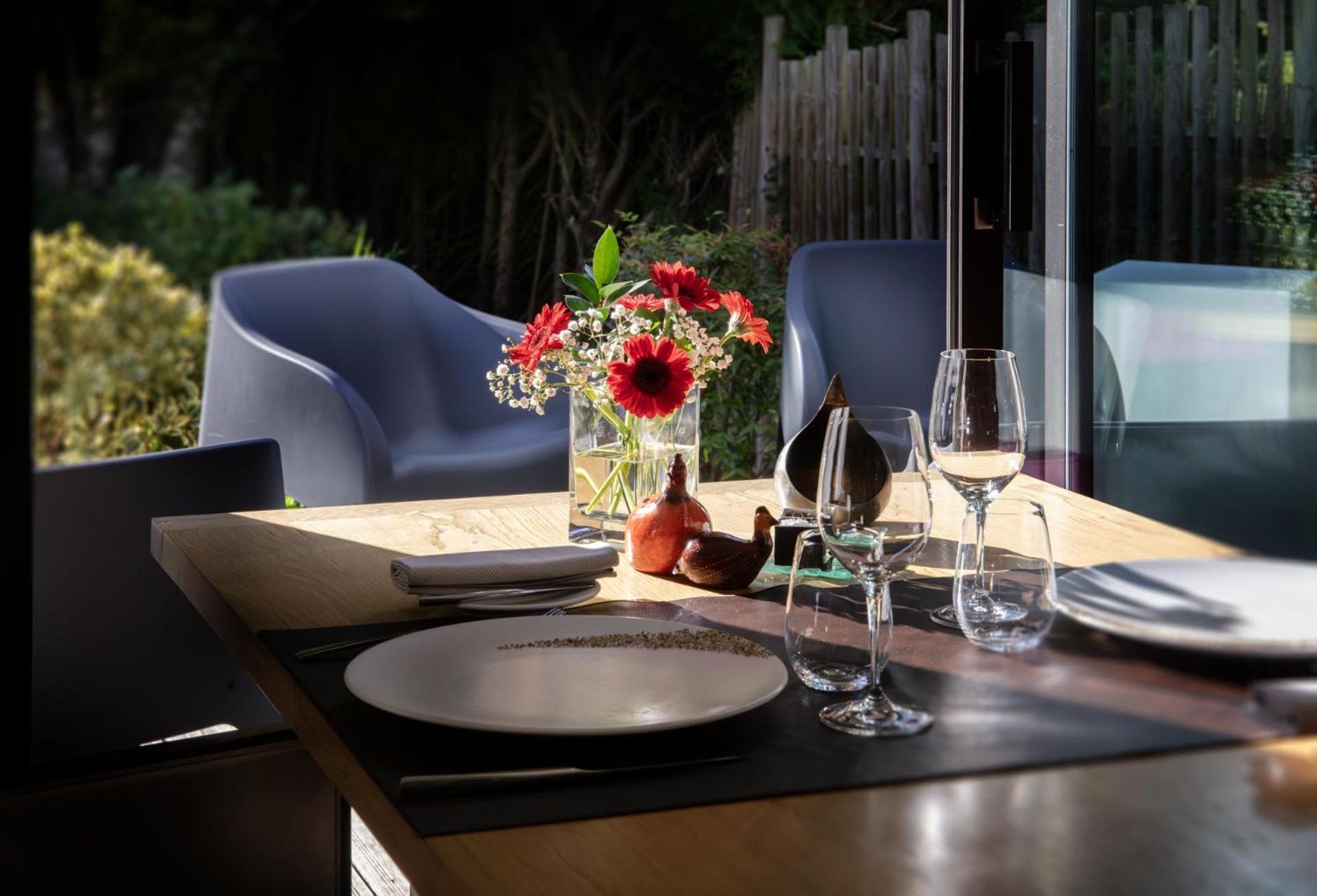 L'Aubiniere Hotel Restaurant & Spa Saint-Ouen-les-Vignes Екстериор снимка