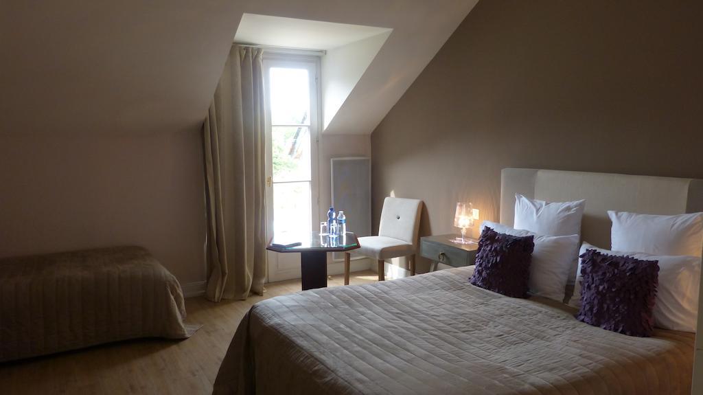 L'Aubiniere Hotel Restaurant & Spa Saint-Ouen-les-Vignes Стая снимка