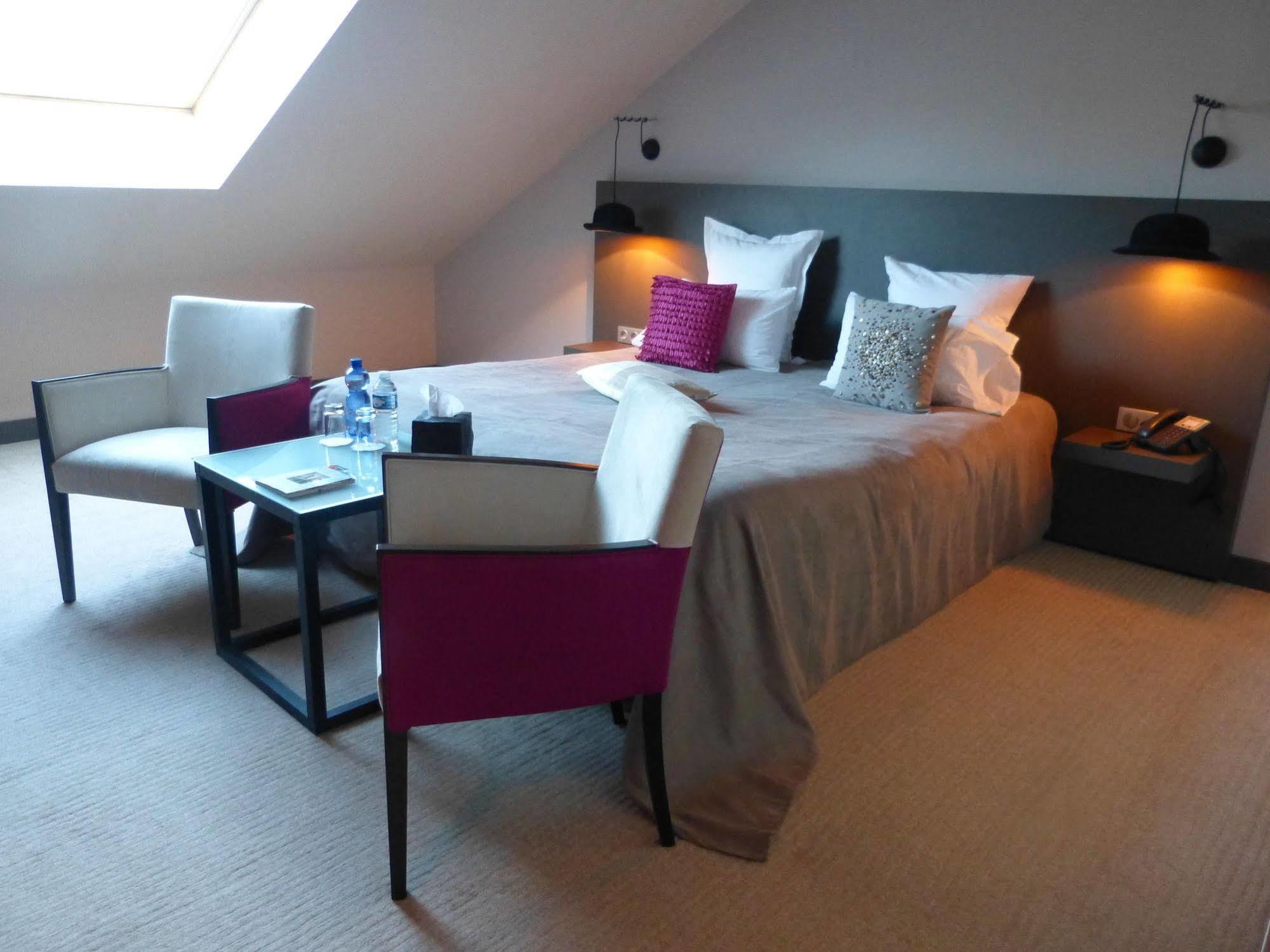 L'Aubiniere Hotel Restaurant & Spa Saint-Ouen-les-Vignes Екстериор снимка
